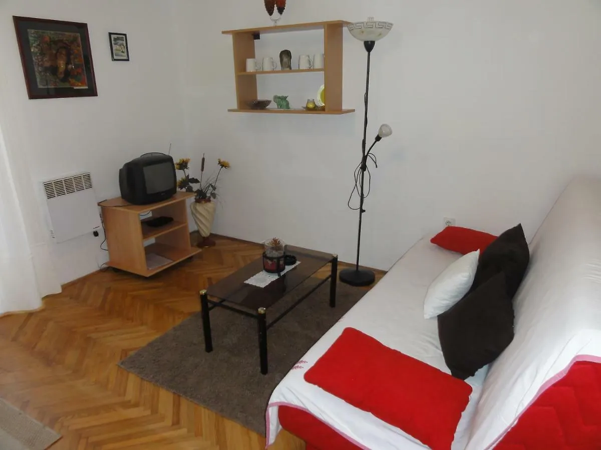 Cozy Apartment Buterer In Rovinj Croatia