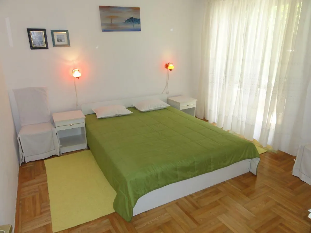 Cozy Apartment Buterer In Rovinj